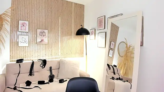 RACHEL EV online show from 13, 9, 2025