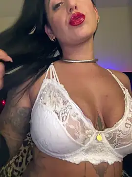 Snapshot of TigrezaSC chatting on 11, 12, 2024 TigrezaSC online show from 11, 12, 2024