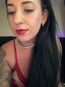 Snapshot of TigrezaSC chatting on 13, 12, 2024 TigrezaSC online show from 13, 12, 2024