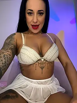 Snapshot of TigrezaSC chatting on 5, 10, 2025 TigrezaSC online show from 5, 10, 2025