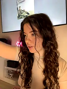 Kimi Ass online show from 28, 10, 2025