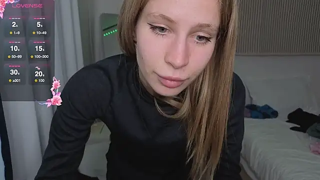 Snapshot of Elis_Fox chatting on 14, 2, 2026 Elis Fox online show from 14, 2, 2026