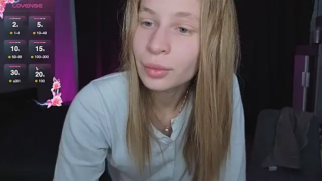 Snapshot of Elis_Fox chatting on 24, 2, 2026 Elis Fox online show from 24, 2, 2026