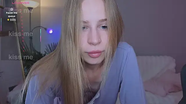 Elis Fox online show from 30, 4, 2026