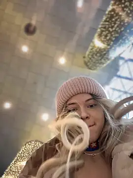 Times  Square online show from 22, 12, 2024