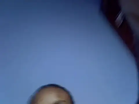 Snapshot of Queen_petite_ chatting on 20, 3, 2025 Queen petite  online show from 20, 3, 2025