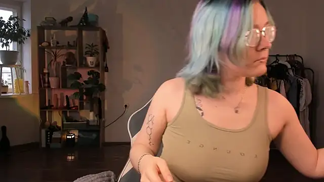 Snapshot of alisahug chatting on 25, 9, 2025 alisahug online show from 25, 9, 2025