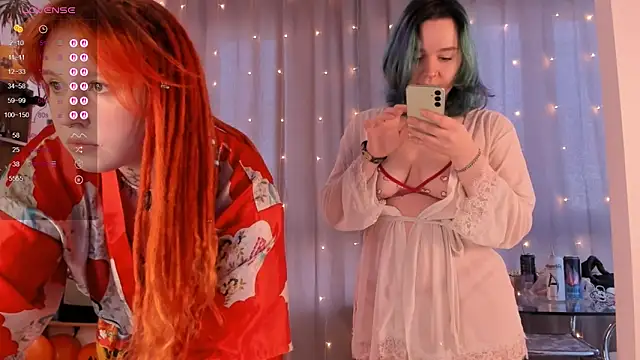 Snapshot of alisahug chatting on 5, 12, 2025 alisahug online show from 5, 12, 2025