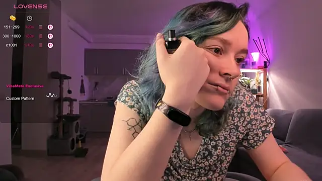 Snapshot of alisahug chatting on 19, 1, 2026 alisahug online show from 19, 1, 2026