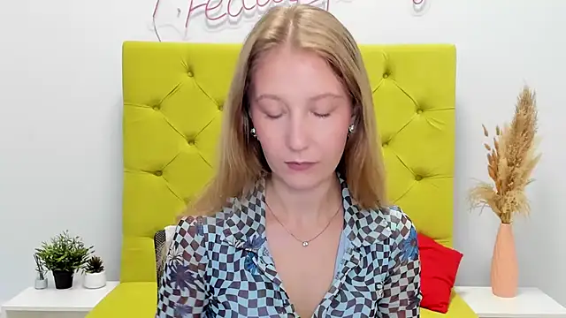 LolaWilsons online show from 11, 5, 2026