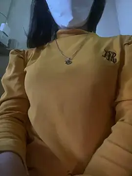 Snapshot of Tuongvy05 chatting on 19, 12, 2024 Tuongvy05 online show from 19, 12, 2024