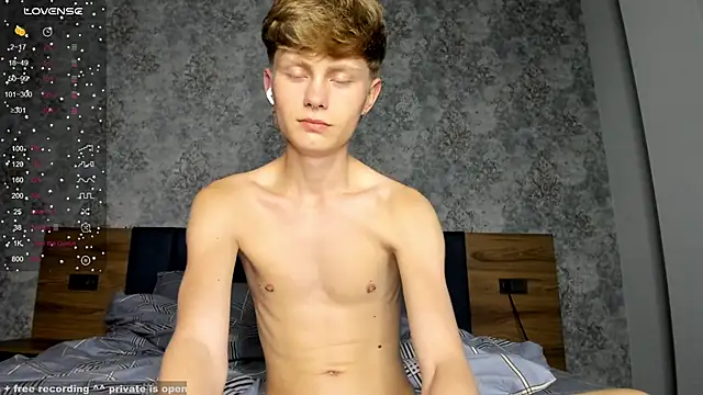 christian di0r online show from 17, 3, 2025