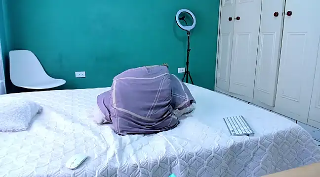 Chandler ken online show from 7, 1, 2025