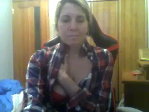 Snapshot of IrinaB1 chatting on 18, 1, 2025 IrinaB1 online show from 18, 1, 2025