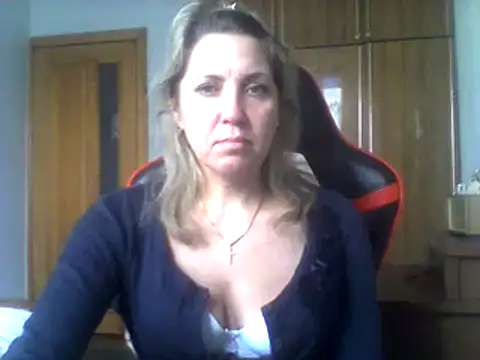 Snapshot of IrinaB1 chatting on 9, 2, 2025 IrinaB1 online show from 9, 2, 2025