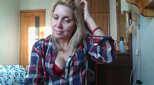 Snapshot of IrinaB1 chatting on 22, 2, 2025 IrinaB1 online show from 22, 2, 2025