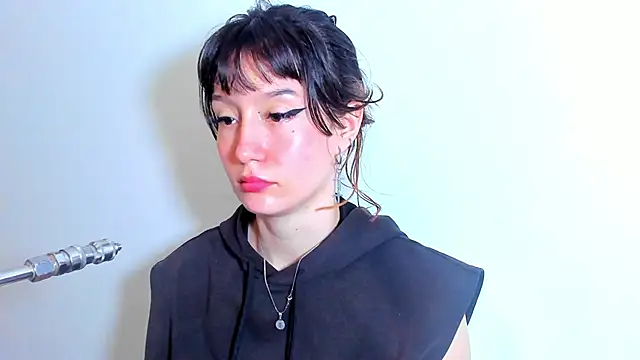 lizzy davis 1 online show from 9, 3, 2026