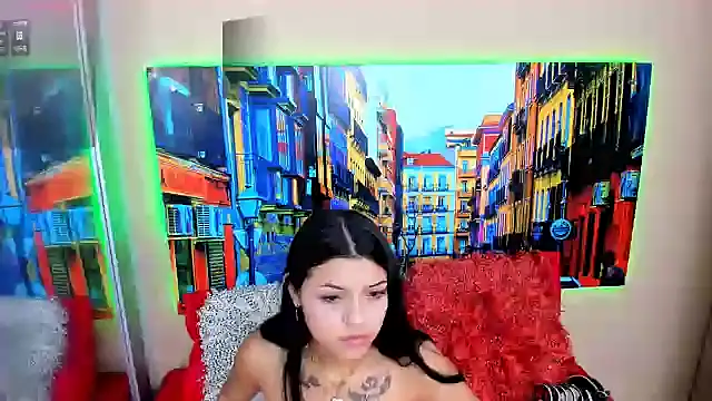 CristalLoren online show from 24, 12, 2024