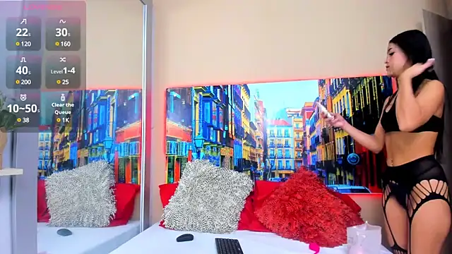 CristalLoren online show from 4, 1, 2025