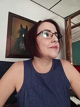 IsisBlake online show from 7, 5, 2026