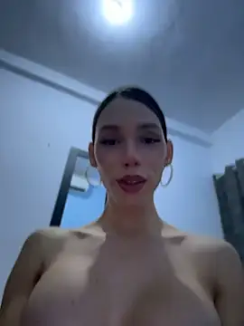 Carlita cute online show from 2, 5, 2026