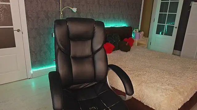 Snapshot of Daniela_Kitty_ chatting on 14, 10, 2025 Daniela Kitty  online show from 14, 10, 2025