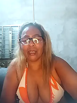 Afroditabichota online show from 26, 9, 2025