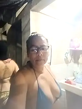 Afroditabichota online show from 5, 10, 2025