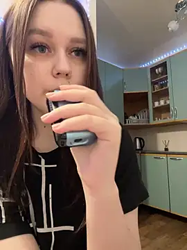 Snapshot of Marylallka5 chatting on 25, 12, 2024 Marylallka5 online show from 25, 12, 2024