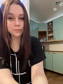 Snapshot of Marylallka5 chatting on 12, 1, 2025 Marylallka5 online show from 12, 1, 2025