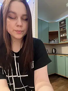 Snapshot of Marylallka5 chatting on 17, 2, 2025 Marylallka5 online show from 17, 2, 2025