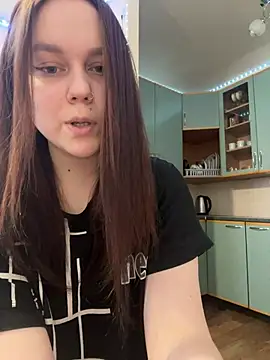 Snapshot of Marylallka5 chatting on 1, 3, 2025 Marylallka5 online show from 1, 3, 2025