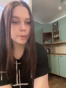 Snapshot of Marylallka5 chatting on 2, 3, 2025 Marylallka5 online show from 2, 3, 2025