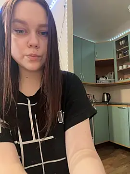 Snapshot of Marylallka5 chatting on 6, 3, 2025 Marylallka5 online show from 6, 3, 2025