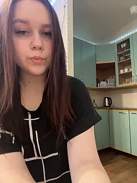 Snapshot of Marylallka5 chatting on 10, 3, 2025 Marylallka5 online show from 10, 3, 2025