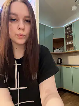 Snapshot of Marylallka5 chatting on 12, 3, 2025 Marylallka5 online show from 12, 3, 2025