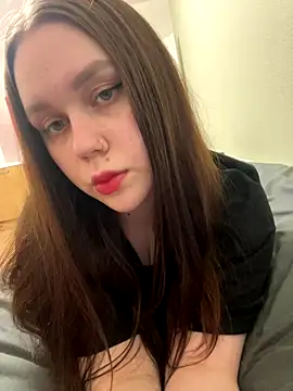 Snapshot of Marylallka5 chatting on 24, 9, 2025 Marylallka5 online show from 24, 9, 2025