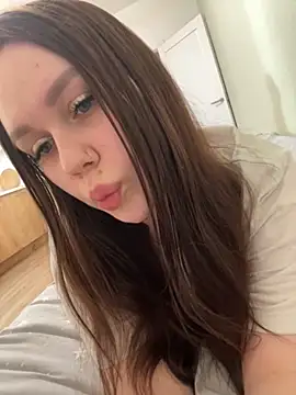 Snapshot of Marylallka5 chatting on 21, 10, 2025 Marylallka5 online show from 21, 10, 2025