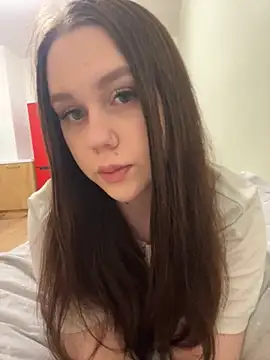 Snapshot of Marylallka5 chatting on 28, 10, 2025 Marylallka5 online show from 28, 10, 2025