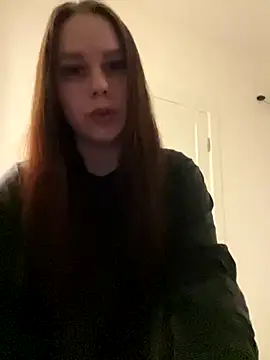 Snapshot of Marylallka5 chatting on 31, 10, 2025 Marylallka5 online show from 31, 10, 2025