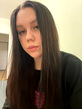 Snapshot of Marylallka5 chatting on 12, 11, 2025 Marylallka5 online show from 12, 11, 2025