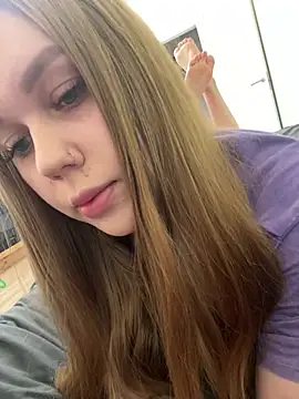 Snapshot of Marylallka5 chatting on 12, 3, 2026 Marylallka5 online show from 12, 3, 2026