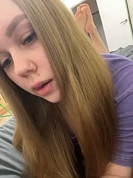 Snapshot of Marylallka5 chatting on 16, 3, 2026 Marylallka5 online show from 16, 3, 2026