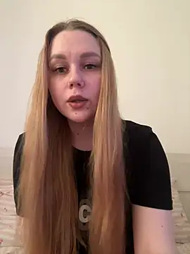 Snapshot of Marylallka5 chatting on 25, 6, 2026 Marylallka5 online show from 25, 6, 2026