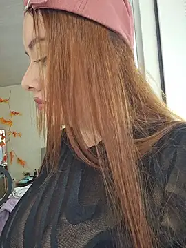 valery mora online show from 13, 11, 2025