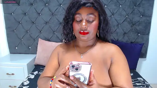 Snapshot of shannonvega1 chatting on 21, 2, 2025 shannonvega1 online show from 21, 2, 2025
