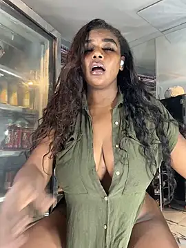 Snapshot of MAREIA_25 chatting on 12, 3, 2025 MAREIA 25 online show from 12, 3, 2025