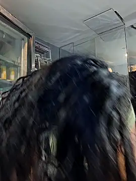 Snapshot of MAREIA_25 chatting on 14, 3, 2025 MAREIA 25 online show from 14, 3, 2025