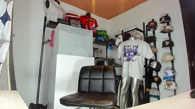 Snapshot of MAREIA_25 chatting on 7, 3, 2026 MAREIA 25 online show from 7, 3, 2026