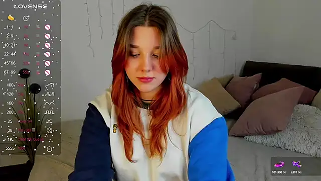 Snapshot of PenelopeOneGrey chatting on 3, 3, 2025 PenelopeOneGrey online show from 3, 3, 2025